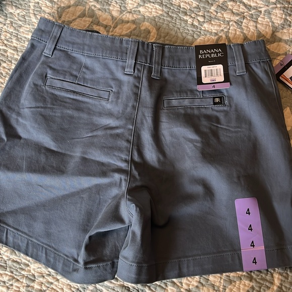 NWT Banana Republic Ladies' Chino Short item# 1687118 - Picture 9 of 12